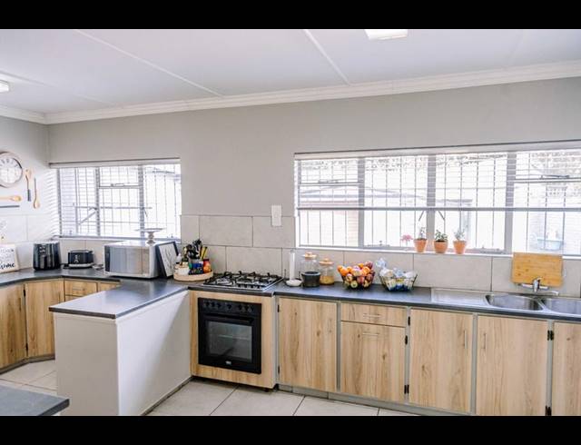 4 BEDROOM HOUSE FOR SALE IN SASOLBURG EXT 23